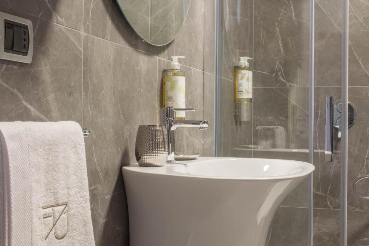 Апартаменты Ar Prestige Penthouse - Soho Бергамо Экстерьер фото