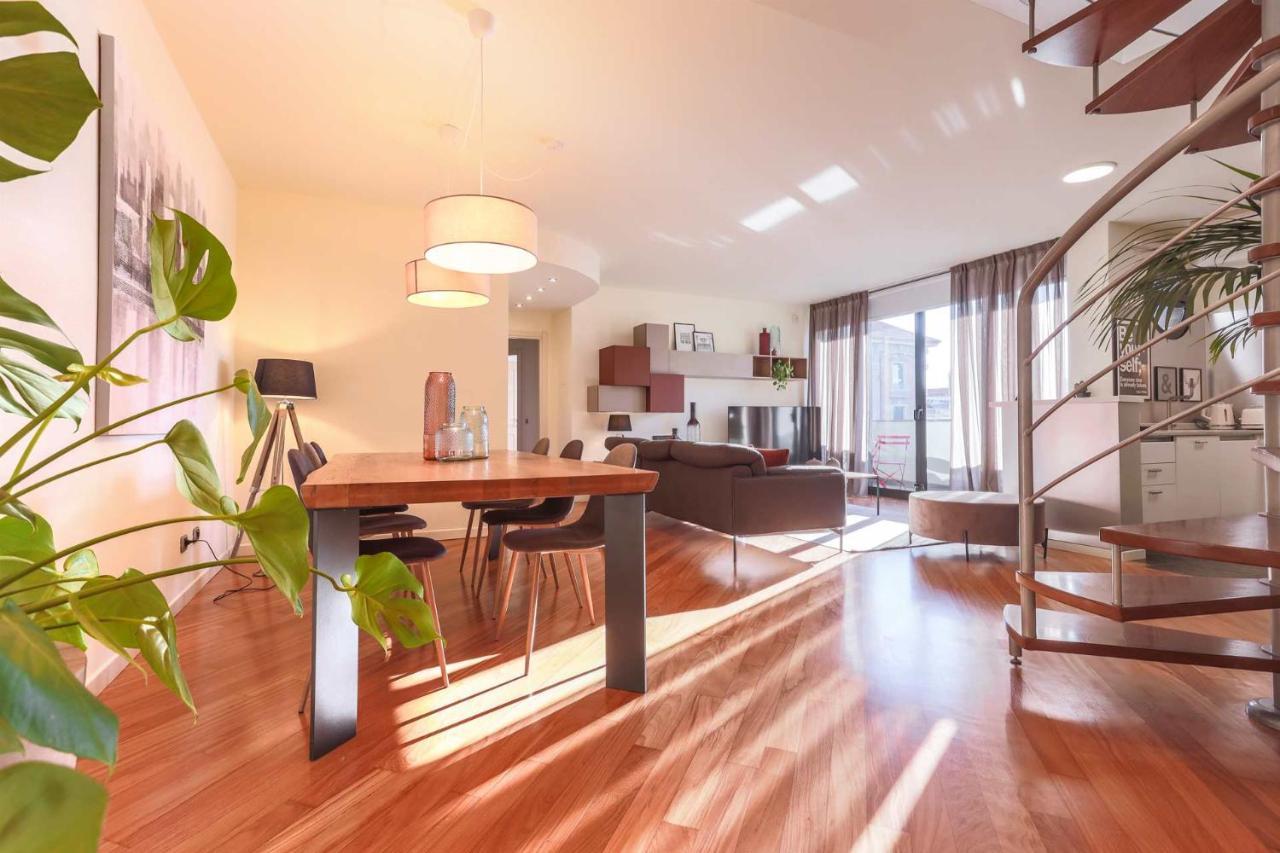 Апартаменты Ar Prestige Penthouse - Soho Бергамо Экстерьер фото